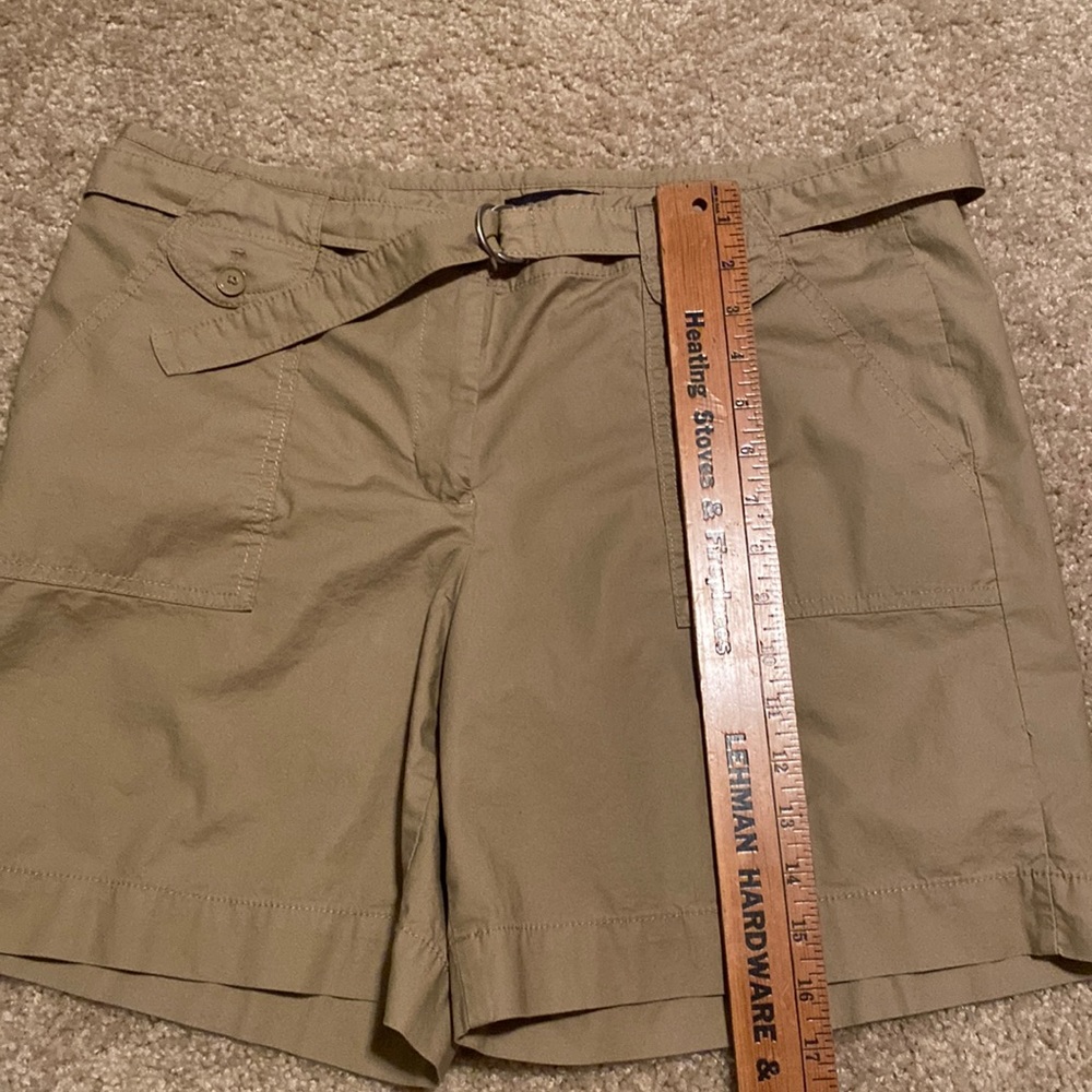 Talbots size 12 Khaki Chino Shorts with D-ring belt